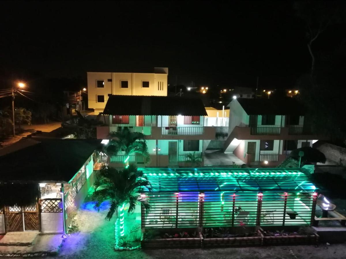 El Galeon Hotel Atacames Ngoại thất bức ảnh