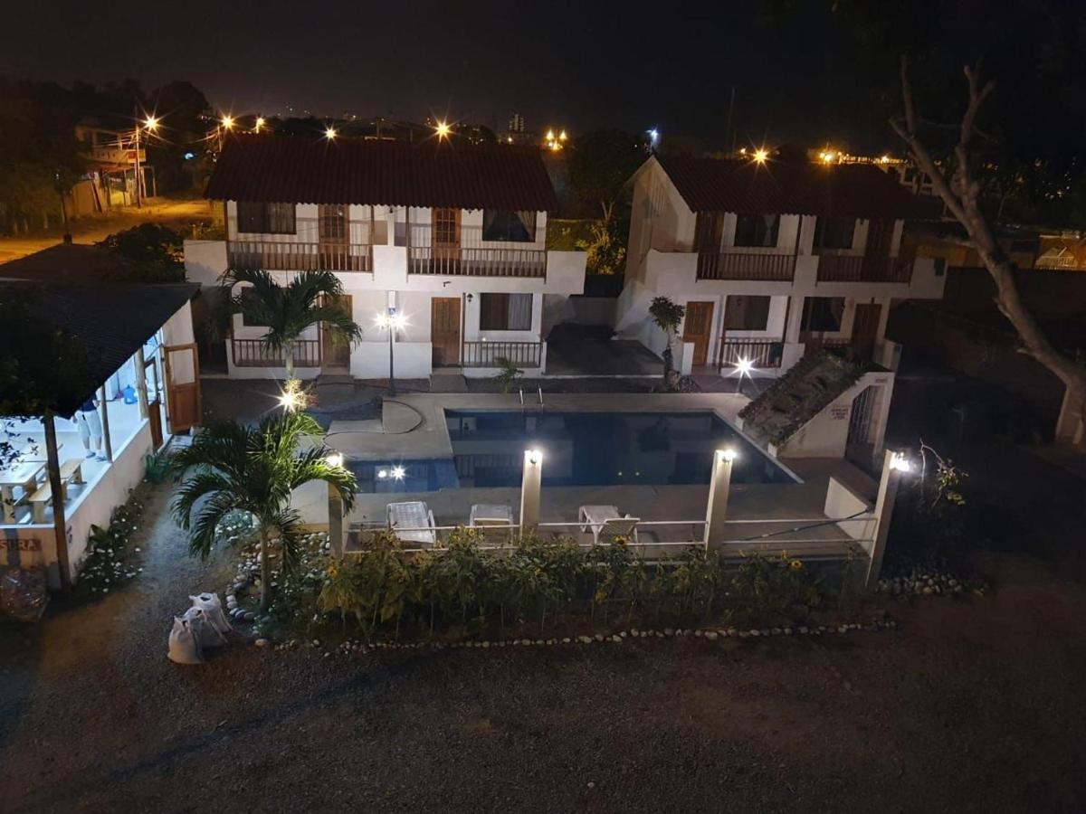 El Galeon Hotel Atacames Ngoại thất bức ảnh